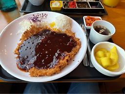 Donkkaseukeulleop 4