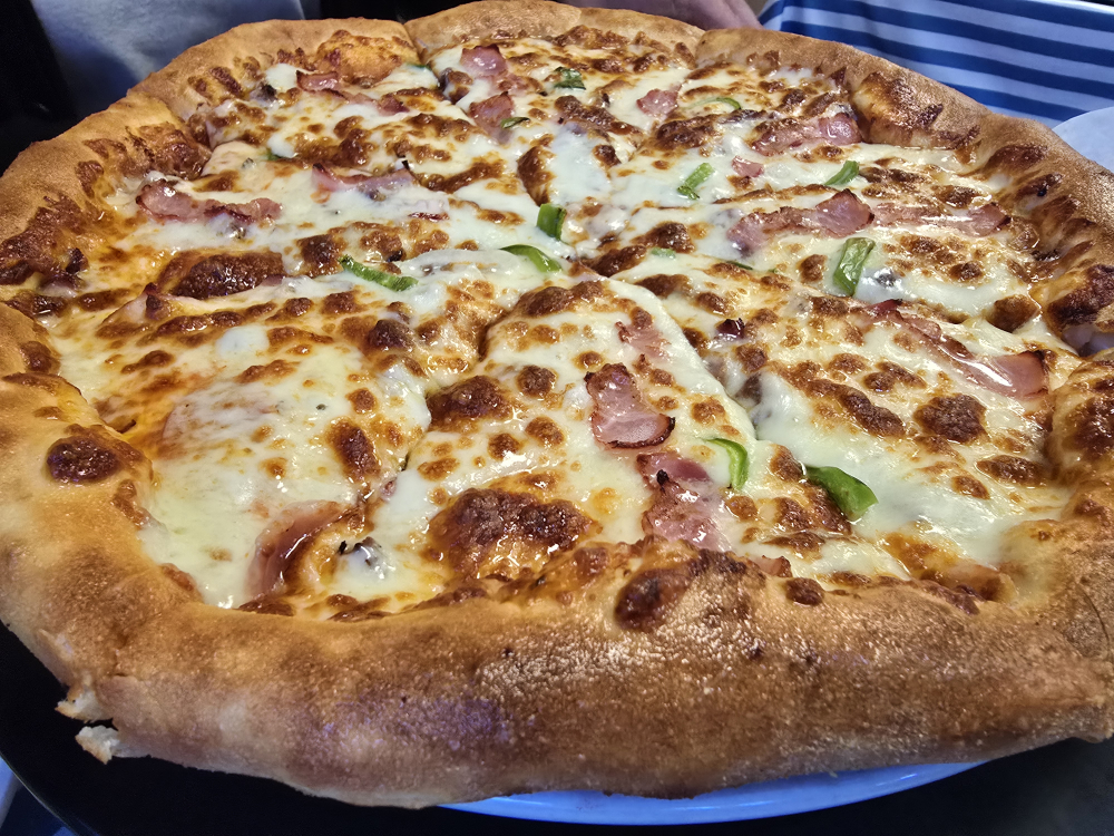 Buonapijagangneungjeom (부오나피자강릉점) 1