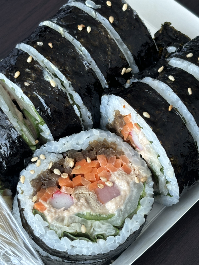 Jeongbaekgimbap (정백김밥) 1