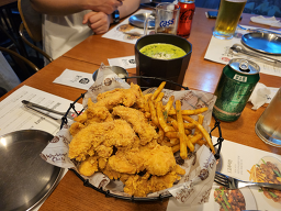 홀썸치킨 사진 7