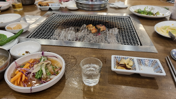 Pungcheonminmuljangeo, gadeunholrik (풍천민물장어, 가든홀릭) 1