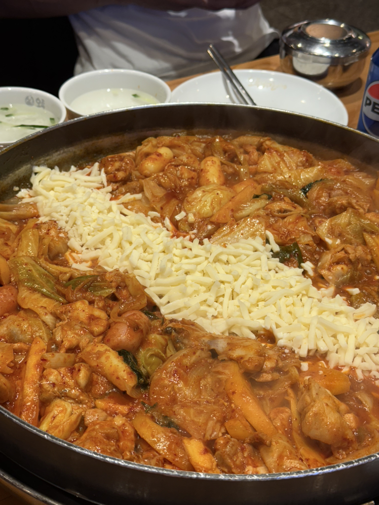 Otudakgalbi&budaejjigae (오투닭갈비&부대찌개) 1