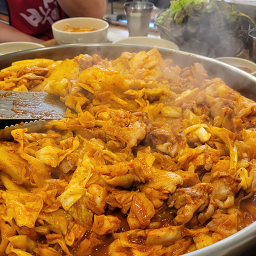 Bakseobangchuncheondakgalbi (박서방춘천닭갈비) 1