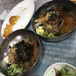 Seolaksanmakguksu (설악산막국수) 2
