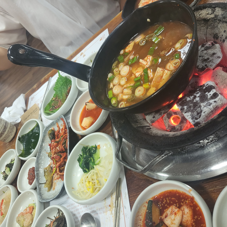Yetnalomakjip (옛날오막집) 3