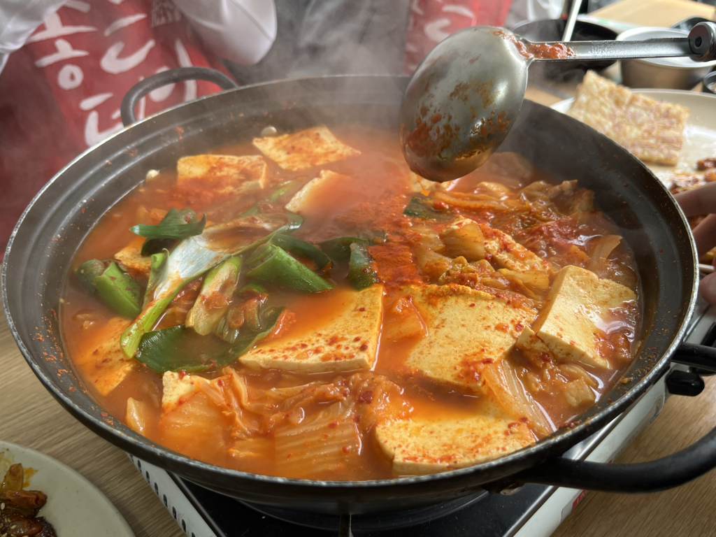 Dubucheonguk (두부천국) 2