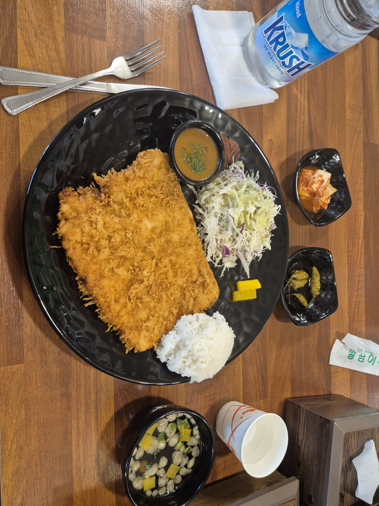 Sindonghwasikdang (신동화식당) 1
