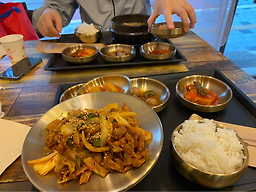 부빔밥 대표 사진