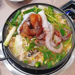 일품해물탕 6