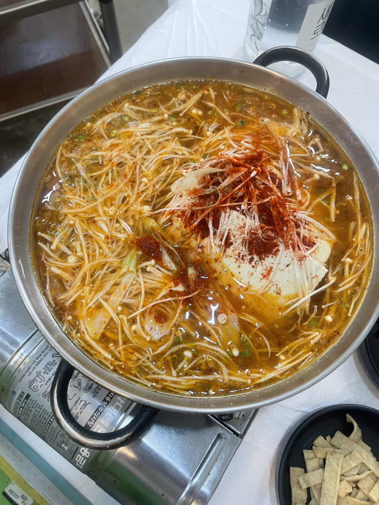 Dubumaeulchodangsundubu (두부마을초당순두부) 2