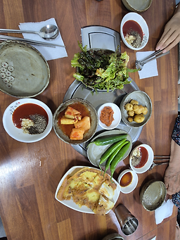 Yeomsohanmari (염소한마리) 1