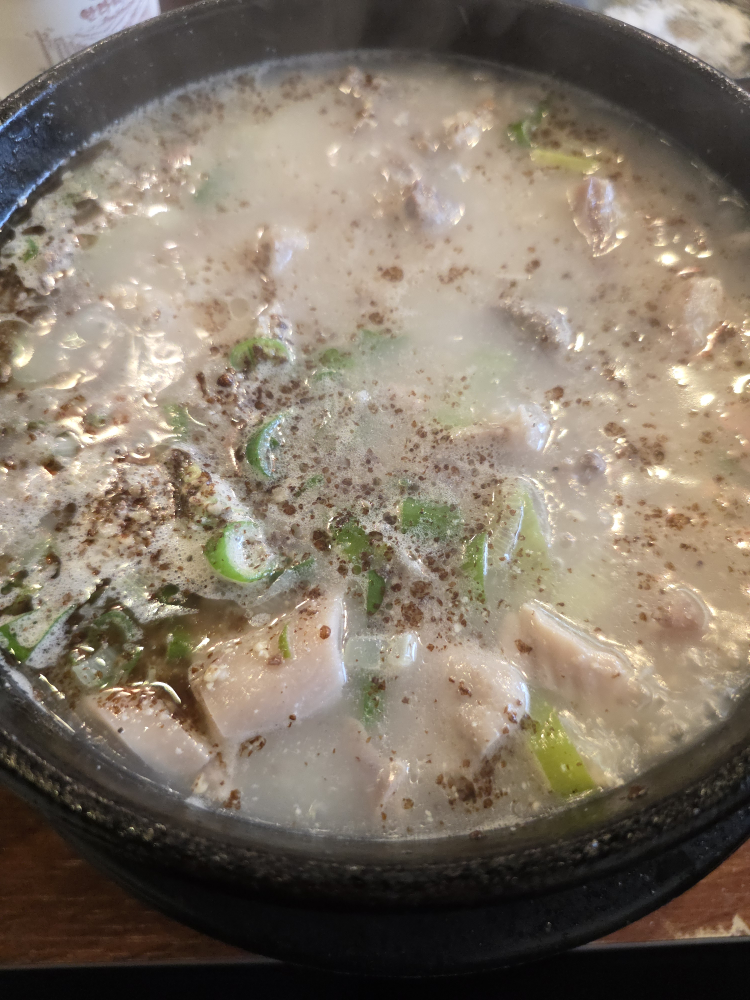 Byeongcheonyetnalgamasotsundaeguk (병천옛날가마솥순대국) 2