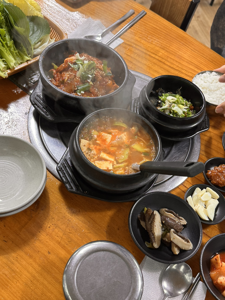 협동백반집 대표 사진