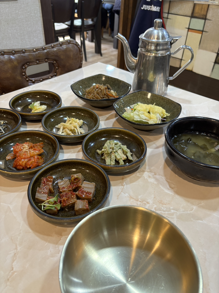 Chiksanehwangjebossam (칡산에황제보쌈) 3