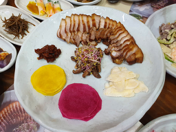 홍연농가맛집 1