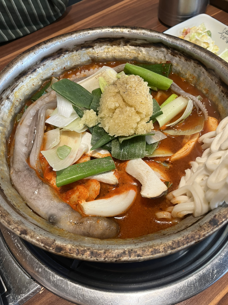 Danggamdaek deokcheonjeom (당감댁 덕천점) 1