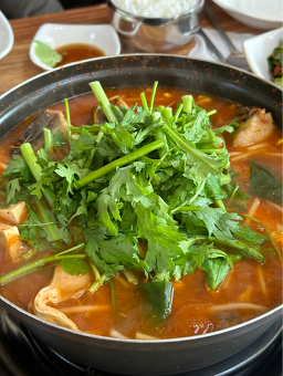 Eunjanedongtaetangsaengseongui (은자네동태탕생선구이) 2