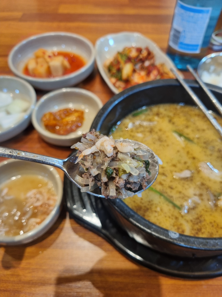 Byeongcheontosoksundae (병천토속순대) 3