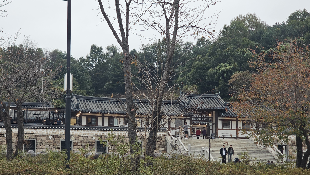 Serabihanokkape (세라비한옥카페) 3