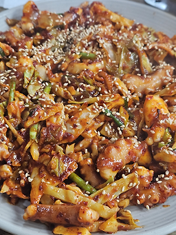 Iganenakjimadang (이가네낙지마당) 1
