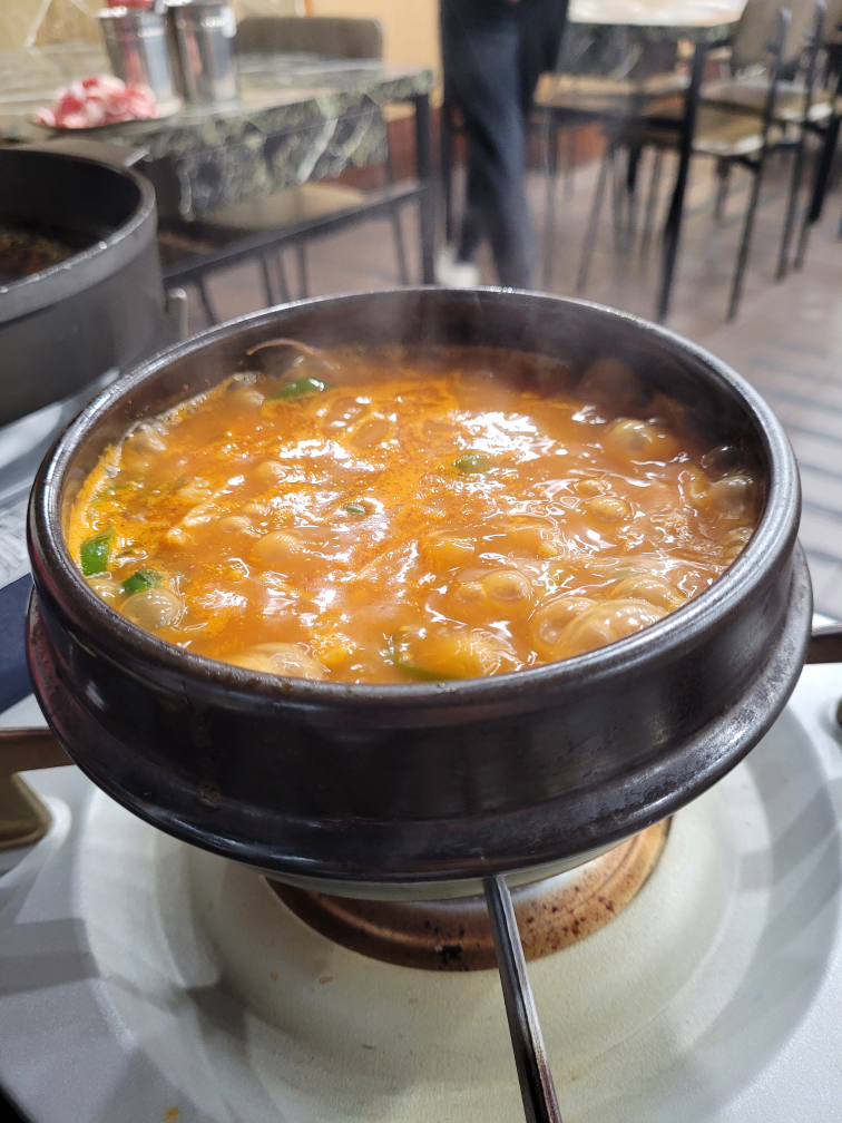 투뿔한우천국 학동역점 사진 4