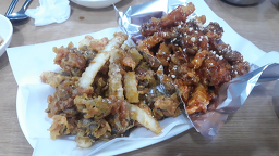 Dalgumaeul (달구마을) 2