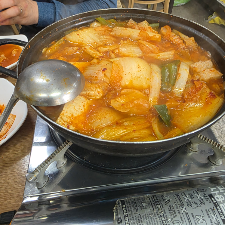 Bongpyeongmemilmakguksu (봉평메밀막국수) 1