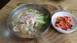 굴대박&초계국수 본점 사진 3