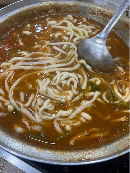 Bongdeokkalguksu 6