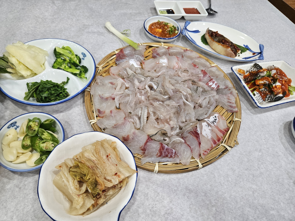매일횟집 1