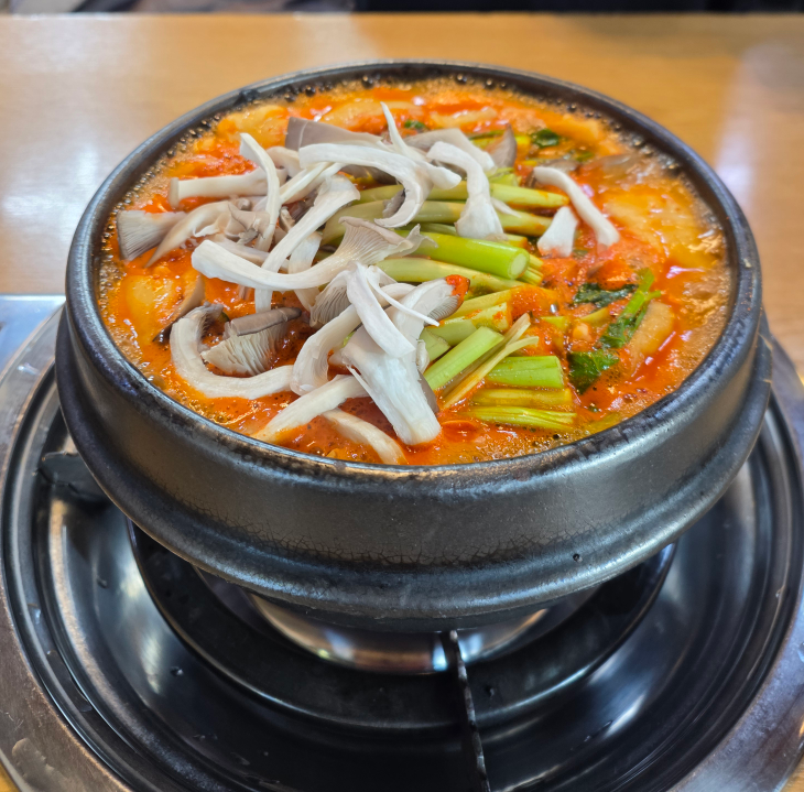Cheongpyeongmaeuntang 4