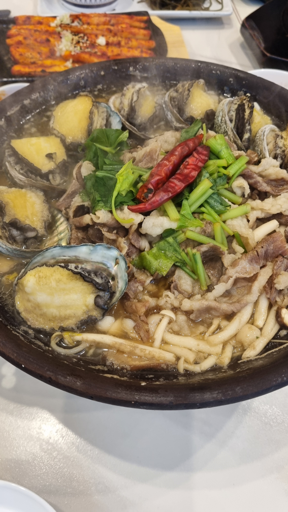 Bapeuljitda gyeongsanjeom (밥을짓다 경산점) 3