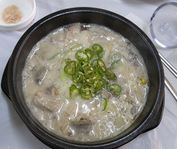 Malbokinegabojatojongsundaeguk (말복이네가보자토종순대국) 1