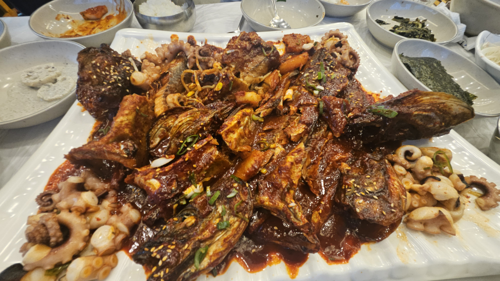 Gangbyeonmatjip (강변맛집) 2