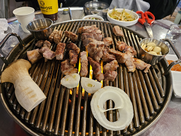 Janggunjumeokgogi (장군주먹고기) 1