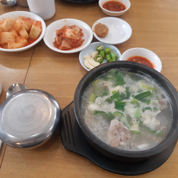 서초남순남순대국 본점 사진 2