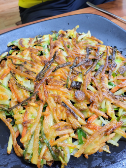 Dungine kalguksu (둥이네 칼국수) 2