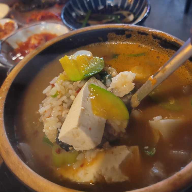 육품 강남본점 사진 3