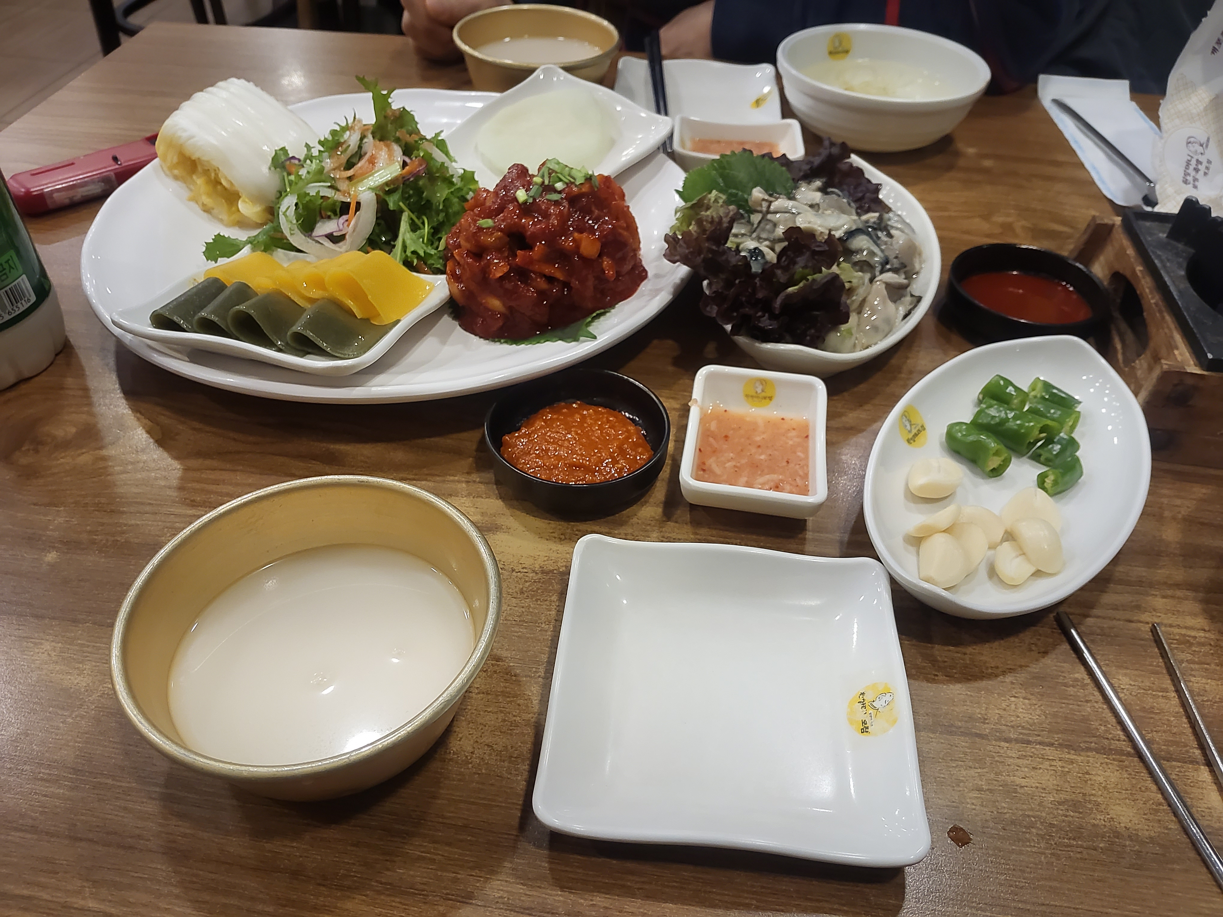 Wonhalmeonibossam (원할머니보쌈) 3