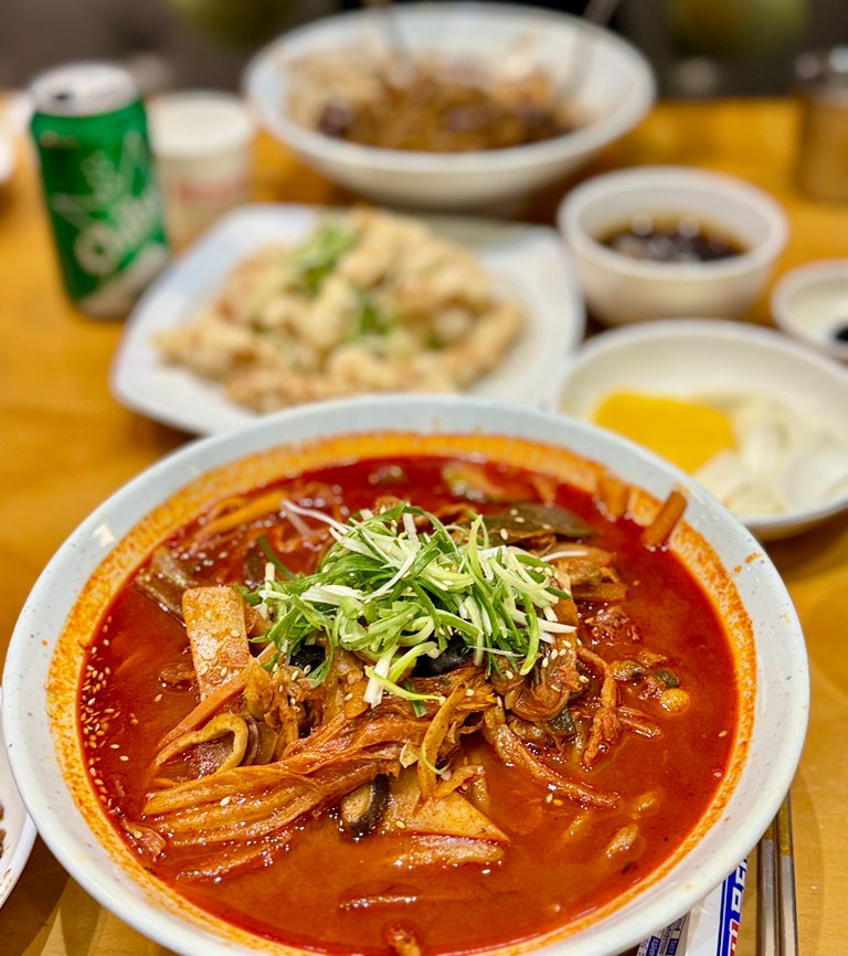 Ttowayojjamppong (또와요짬뽕) 2