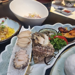 Geojeilsik (거제일식) 3