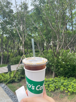 유로스커피 로스터스 센터필드점