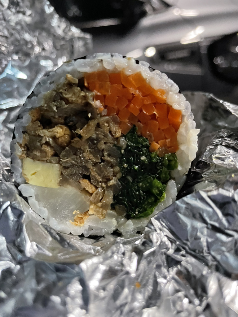 Bangbaegimbap (방배김밥) 3