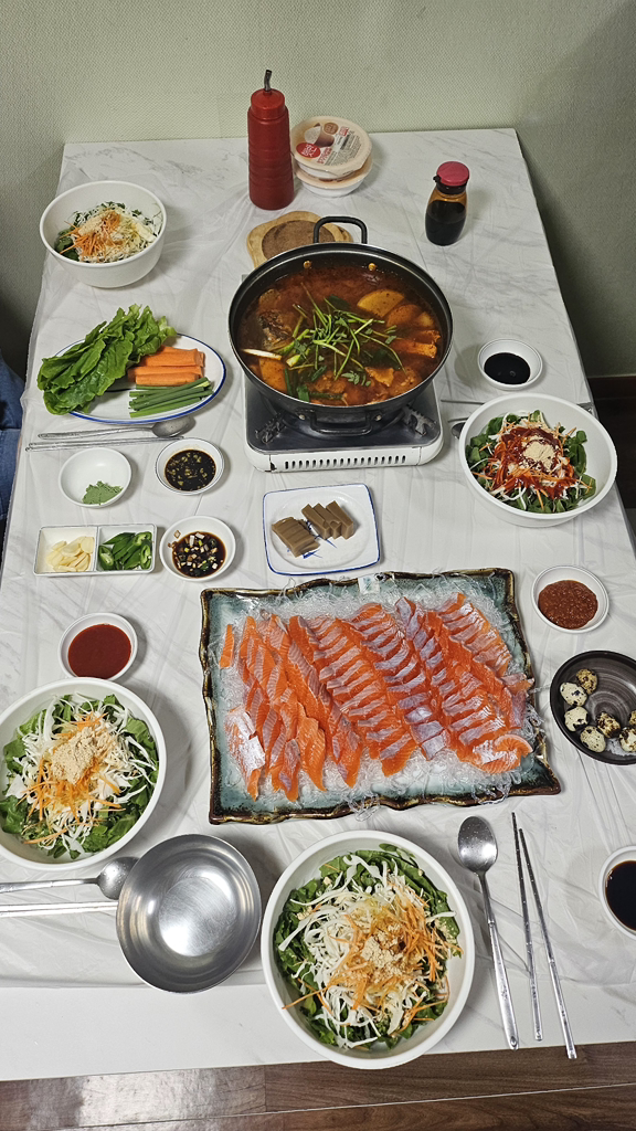 Somunnanhoetjip (소문난횟집) 1