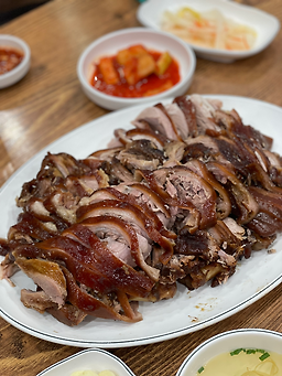 Jangchungdonghanyanghalmeoni jokbal (장충동한양할머니 족발) 1