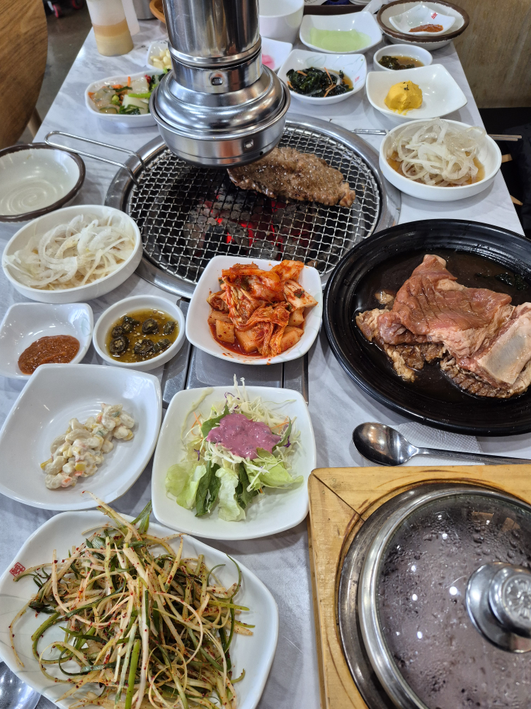 Gureumsanchueotang (구름산추어탕) 1