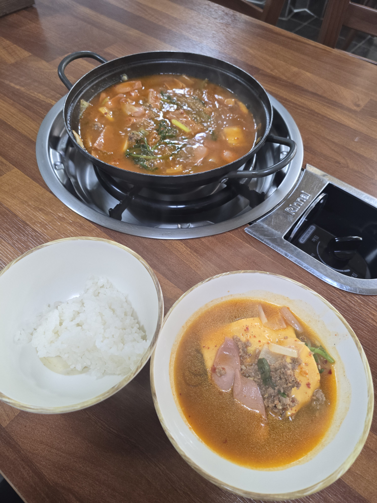 의정부부대찌개 교동본점 1