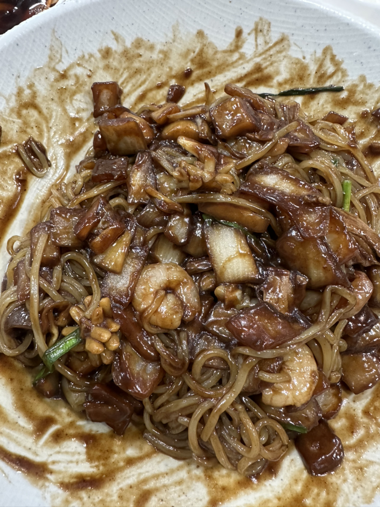 Sacheonhyangsonjjajang (사천향손짜장) 1