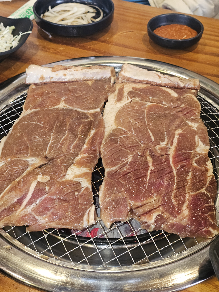 Galbisesang (갈비세상) 1