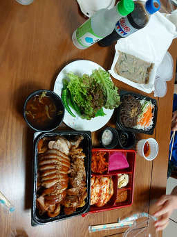 Seodaemunjokbalyucheonjeom (서대문족발유천점) 1